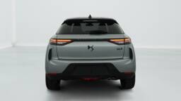 DS DS 3 DS3 Puretech 130 EAT 8 Performance Line +