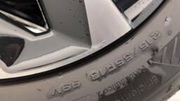 DS DS 3 DS3 Puretech 130 EAT 8 Performance Line +