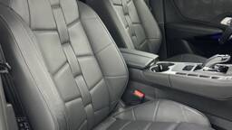 DS DS7 CROSSBACK DS7 CROSSBACK 1.6 Hybride E-Tense 300 EAT8 4x4 Rivoli