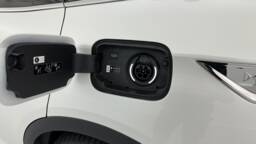 DS DS7 CROSSBACK DS7 CROSSBACK 1.6 Hybride E-Tense 300 EAT8 4x4 Rivoli