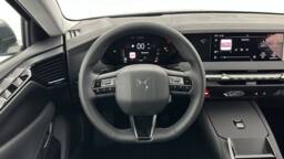 DS DS4 DS4 1.5 BlueHDi 130 EAT8 Pallas