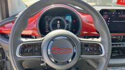 FIAT 500 III 500 III E 95 ch (red)