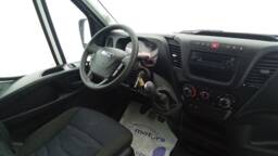 IVECO DAILY FOURGON Daily FGN 35 S 15 V12 H2 +PDC AR