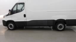 IVECO DAILY FOURGON Daily FGN 35 S 15 V12 H2 +PDC AR