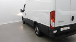 IVECO DAILY FOURGON Daily FGN 35 S 15 V12 H2 +PDC AR