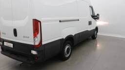 IVECO DAILY FOURGON Daily FGN 35 S 15 V12 H2 +PDC AR