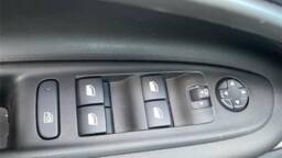 JEEP AVENGER AVENGER 1.2 turbo t3 100 ch altitude +