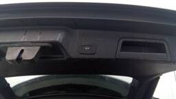 LAND ROVER RANGE ROVER EVOQUE Range Rover Evoque Mark III P300e PHEV AWD BVA8 SE +Attelage