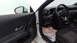 MERCEDES CLA SHOOTING BRAKE CLA Shooting Brake 180d Progressive Line