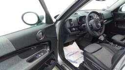 MINI COUNTRYMAN F60 LCI Countryman 125-95 ALL4 BVA6 Cooper SE Essential