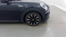 MINI HATCH 3 PORTES ELECTRIC F56 BEV LCI Hatch 3 Portes Cooper SE 184 MINI Yours
