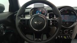 MINI HATCH 3 PORTES ELECTRIC F56 BEV LCI Hatch 3 Portes Cooper SE 184 MINI Yours