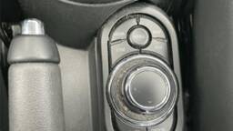 MINI MINI F55 MINI F55 Hatch 5 portes cooper 136 ch dkg7 essential