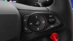 OPEL CORSA BUSINESS R' ELECTRIQUE Corsa 1.2 Hybrid 110 AT6 GS Line