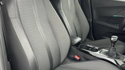PEUGEOT 2008 2008 1.2 PureTech 130ch Allure