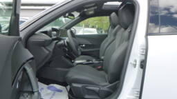 PEUGEOT 2008 2008 Hybrid 145 e-DCS6 GT +Toit pano