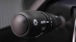 PEUGEOT 2008 BUSINESS 2008 1.2 HYBRID 145 eDCS6 Allure