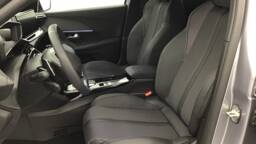 PEUGEOT 2008 2008 Hybrid 145 e-DCS6 GT