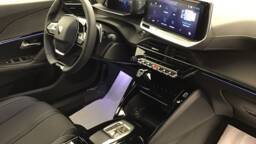 PEUGEOT 2008 2008 Hybrid 145 e-DCS6 GT