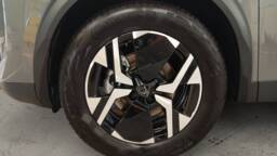 PEUGEOT 2008 2008 NOUVEAU Hybrid 145 e-DCS6 GT