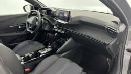 PEUGEOT 208 208 1.2 Hybrid 136ch GT e-DCS6