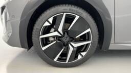 PEUGEOT 208 208 1.2 Hybrid 136ch GT e-DCS6