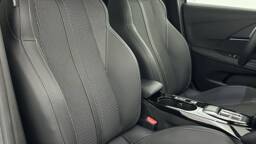 PEUGEOT 208 208 1.2 Hybrid 136ch GT e-DCS6