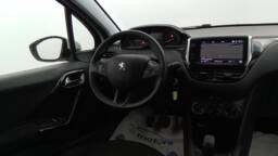 PEUGEOT 208 AFFAIRE 208 Affaire 1.2 Puretech 82 Premium Pack +PDC AR