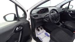 PEUGEOT 208 AFFAIRE 208 Affaire 1.2 Puretech 82 Premium Pack +PDC AR