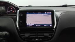 PEUGEOT 208 AFFAIRE 208 Affaire Puretech 82 Premium Pack +PDC AR