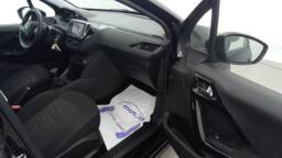 PEUGEOT 208 AFFAIRE 208 Affaire PureTech 82 Premium Pack+ PDC AR