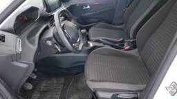 PEUGEOT 208 208 PureTech 100 BVM6 Active +Aide au stationnement arrière +Attelage