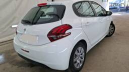 PEUGEOT 208 208 PureTech 82 Active +Navigation
