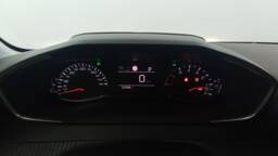 PEUGEOT 208 208 PureTech 100 EAT8 Active Pack +GPS