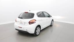 PEUGEOT 208 208 PureTech 110 Allure