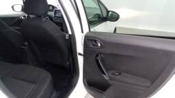 PEUGEOT 208 208 PureTech 110 Allure