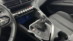 PEUGEOT 3008 3008 1.2 PureTech 130ch Allure Pack