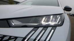 PEUGEOT 3008 3008 Hybrid 145 e-DCS6 Allure +Pack Panoramic Navigation