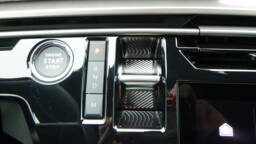 PEUGEOT 3008 3008 Hybrid 145 e-DCS6 Allure +Pack Panoramic Navigation