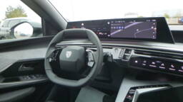 PEUGEOT 3008 3008 Hybrid 145 e-DCS6 Allure +Pack Panoramic Navigation