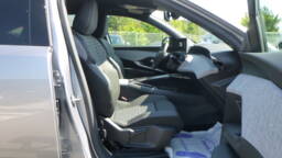 PEUGEOT 3008 3008 Hybrid 145 e-DCS6 Allure +Pack Panoramic Navigation