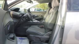 PEUGEOT 3008 3008 Puretech 130ch S&S EAT8 Allure +Grip control