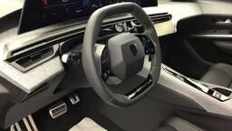 PEUGEOT 3008 3008 GT HYBRID 145 e-DCS6