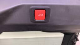 PEUGEOT 3008 3008 Hybrid 145 e-DCS6 GT