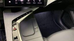 PEUGEOT 3008 3008 Hybrid 145 e-DCS6 GT