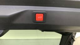 PEUGEOT 3008 3008 Hybrid 145 e-DCS6 GT