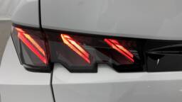 PEUGEOT 3008 3008 Hybrid 145 e-DCS6 GT