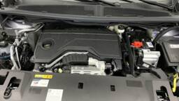 PEUGEOT 3008 3008 Hybrid 145 e-DCS6 GT