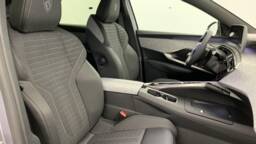 PEUGEOT 3008 3008 Hybrid 145 e-DCS6 GT