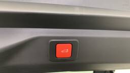 PEUGEOT 3008 3008 Hybrid 145 e-DCS6 GT